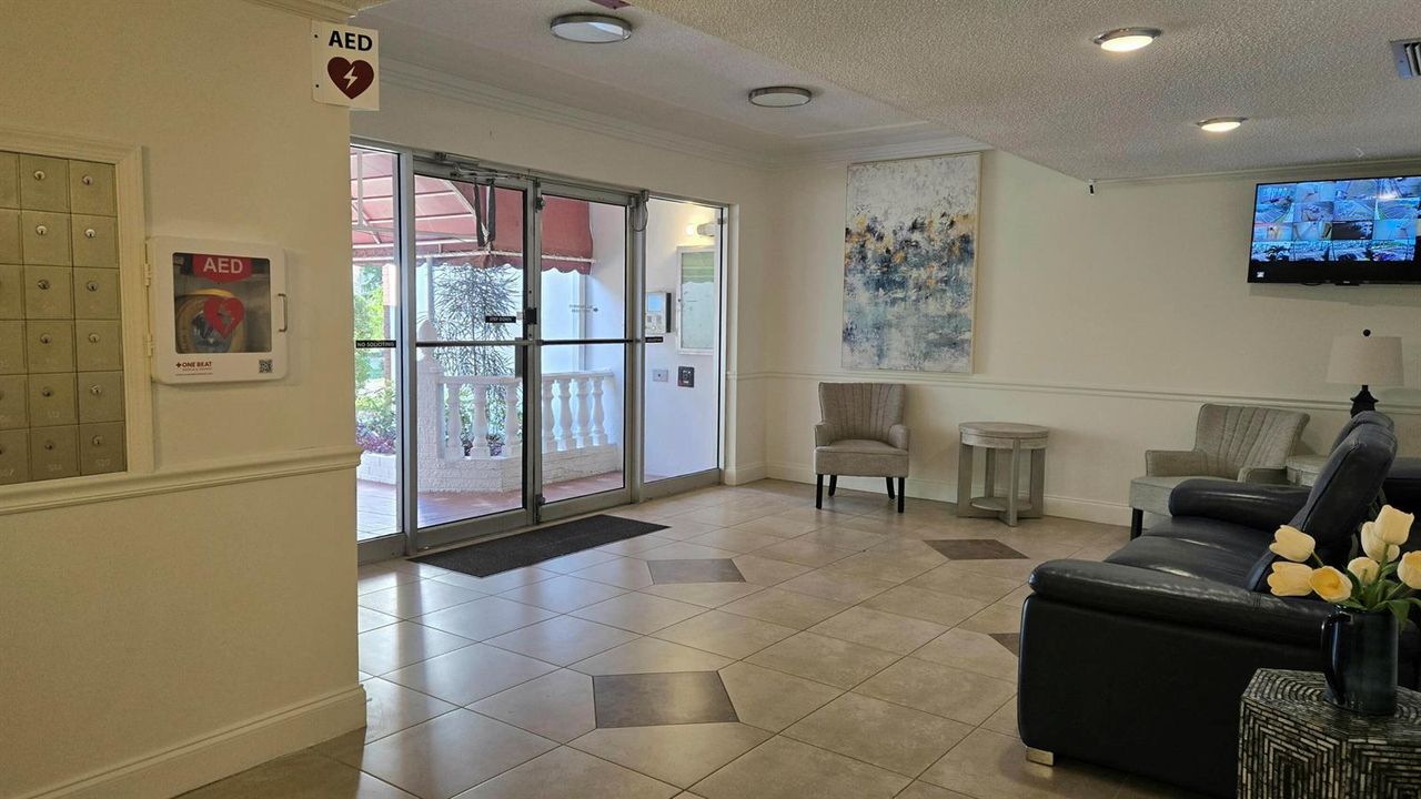 Bldg 11 Secure Lobby & Mailboxes
