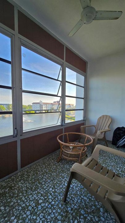 Glass/Screen Patio