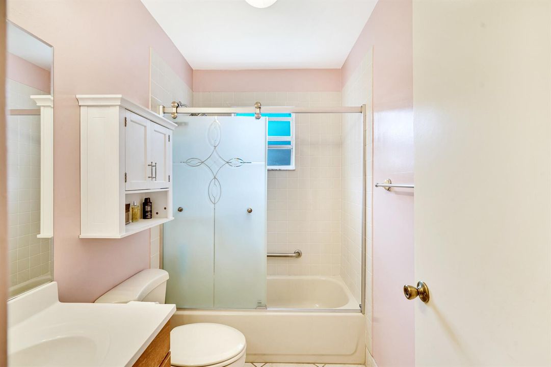 Bathroom1