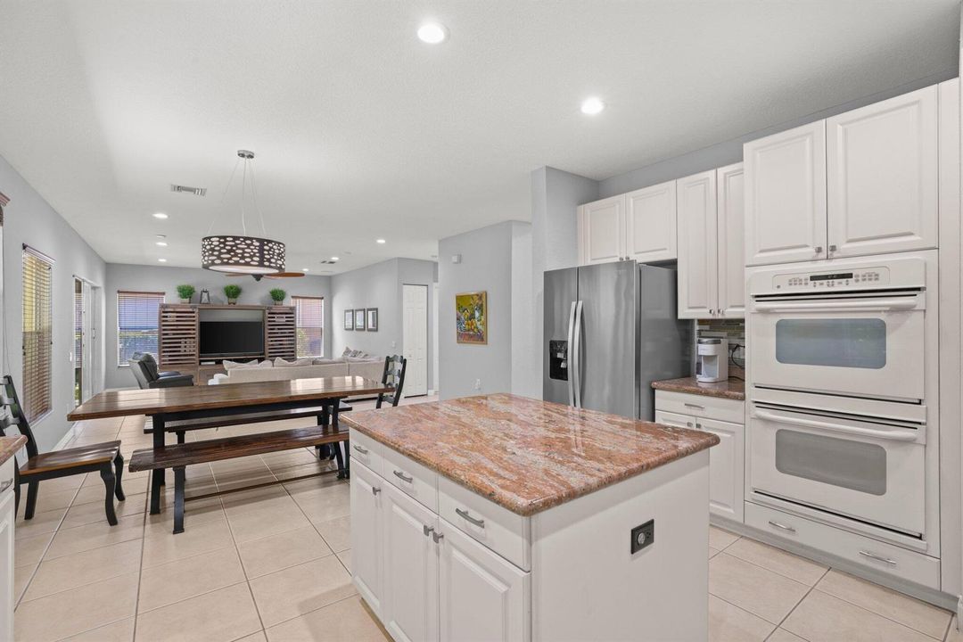 11157 Misty Ridge Way - 24.jpg-SMALL