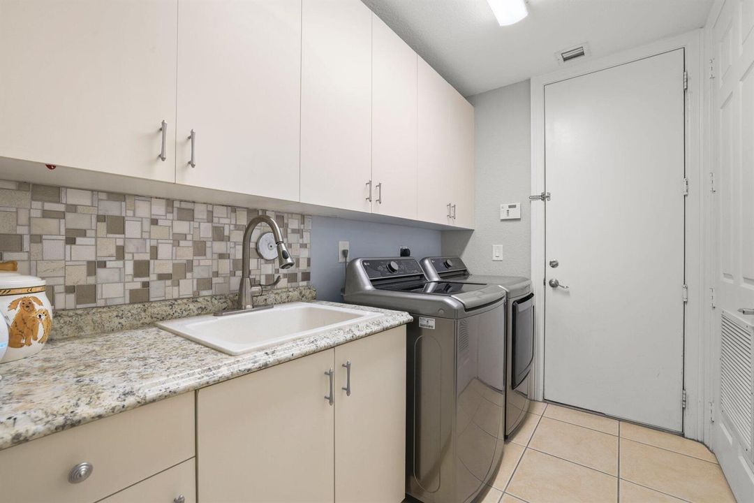 11157 Misty Ridge Way - 28.jpg-SMALL