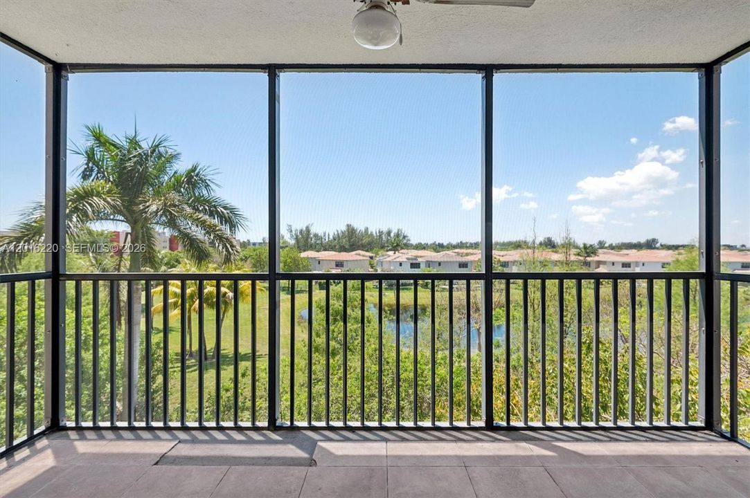 Active With Contract: $160,000 (2 beds, 2 baths, 1220 Square Feet)