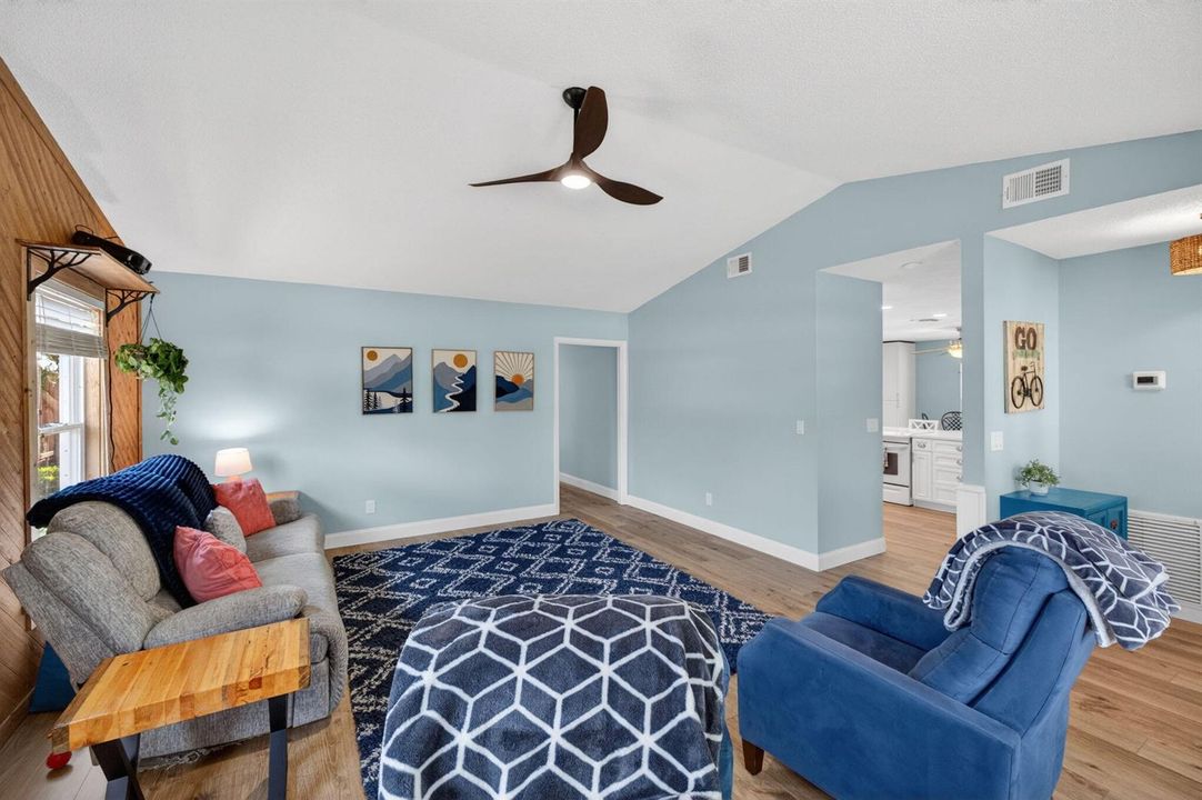 7-web-or-mls-3A5A2325