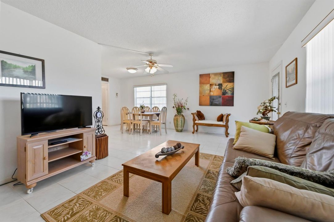 07 Living room 05