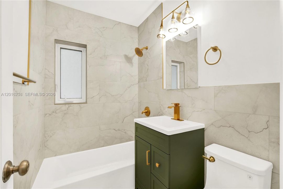 2nd bathroom