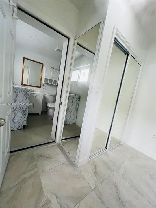 В аренду: $1,600 (1 спален, 1 ванн, 1751 Квадратных фут)