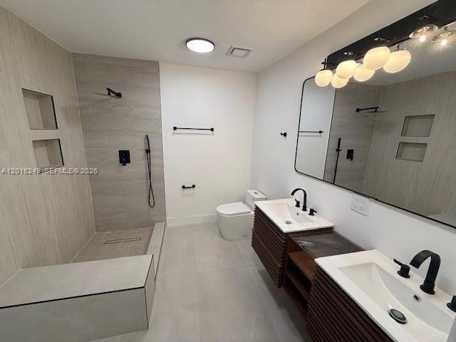 En Venta: $870,000 (3 camas, 2 baños, 1170 Pies cuadrados)