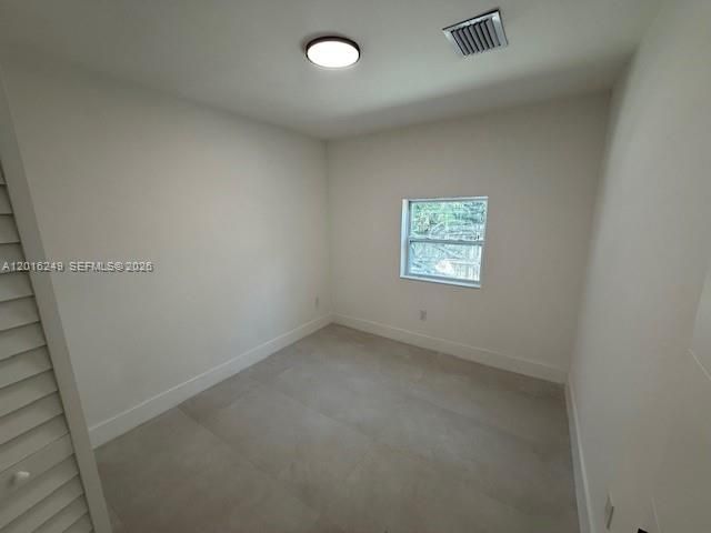 En Venta: $870,000 (3 camas, 2 baños, 1170 Pies cuadrados)