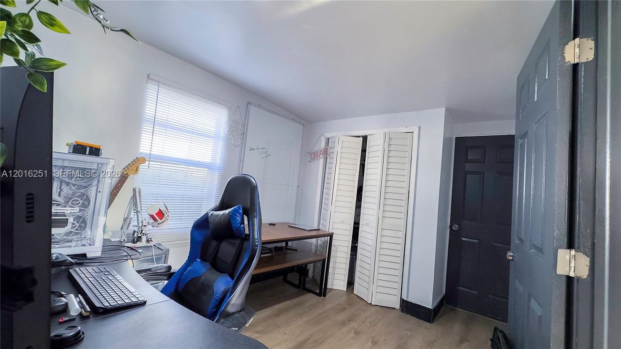 Activo con contrato: $340,000 (3 camas, 1 baños, 672 Pies cuadrados)