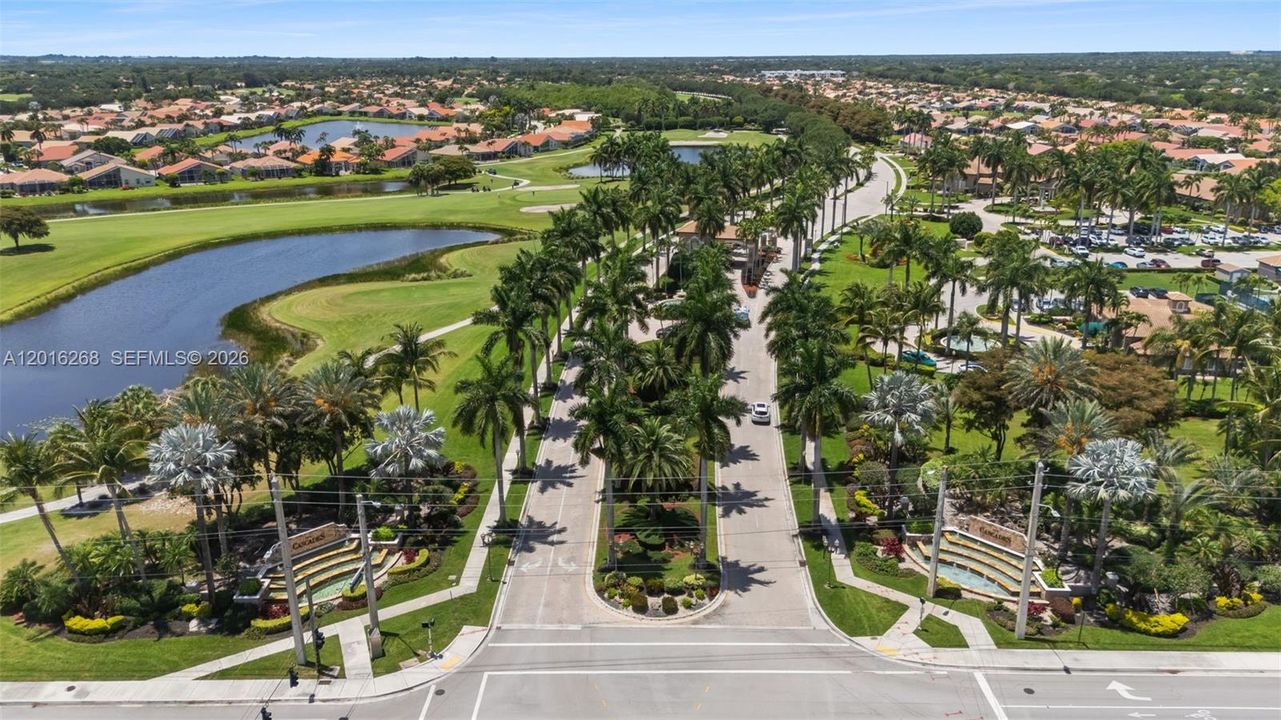 For Sale: $469,900 (3 beds, 2 baths, 1829 Square Feet)