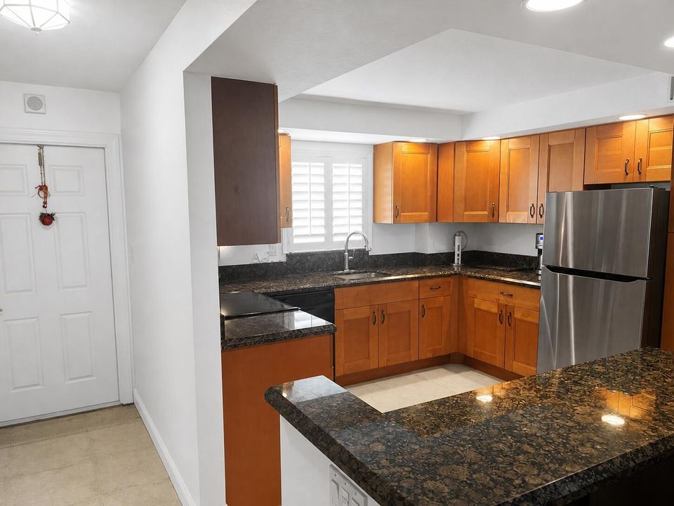entry kitchen vs1