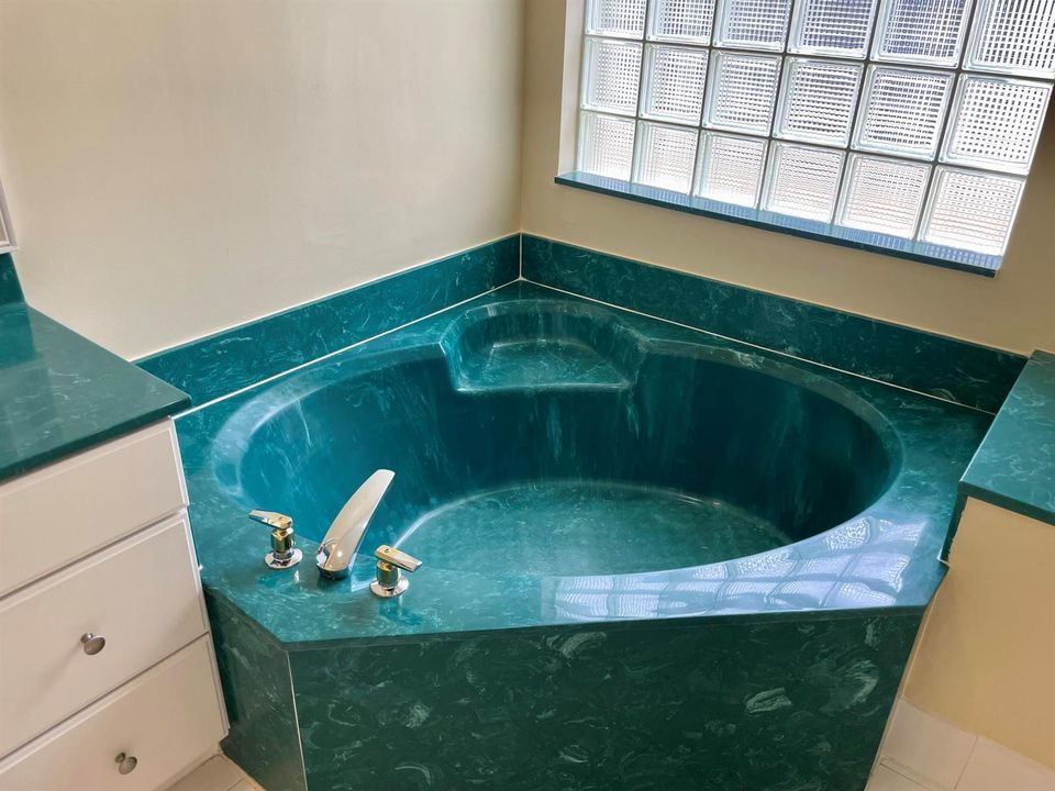 roman tub