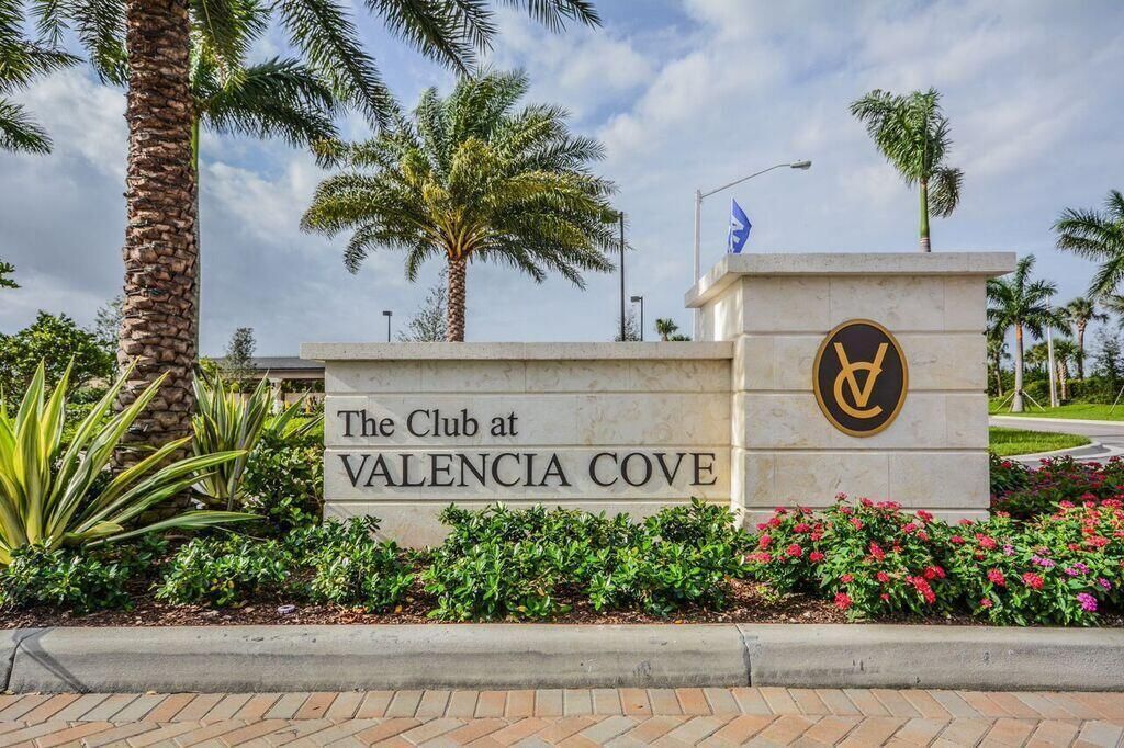The Club at Valencia Cove