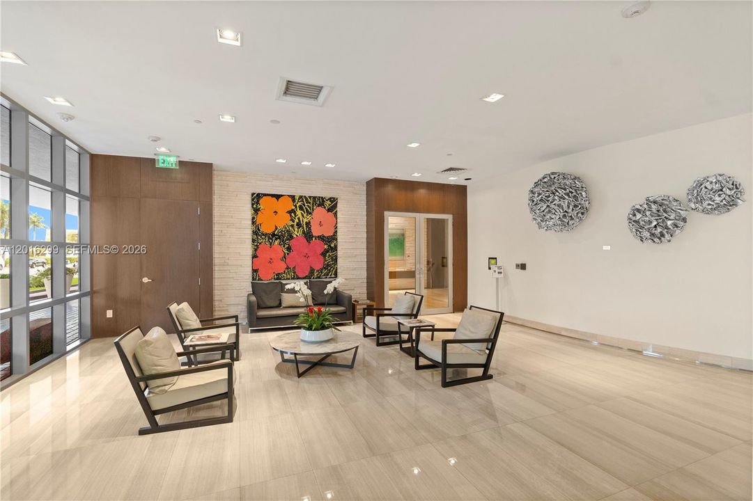 For Sale: $1,657,000 (2 beds, 2 baths, 1581 Square Feet)