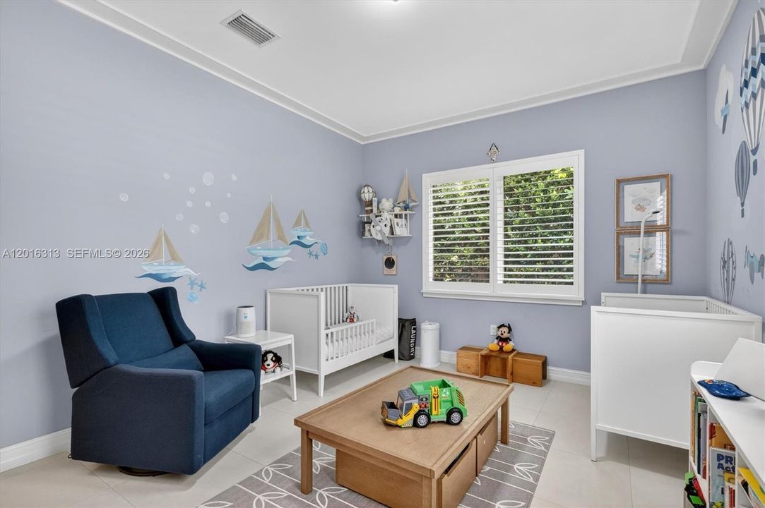 For Sale: $3,620,000 (3 beds, 3 baths, 2721 Square Feet)