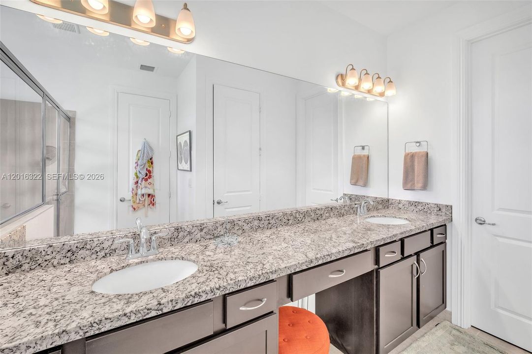 Master Bathroom with Double Basins & Granite Counters