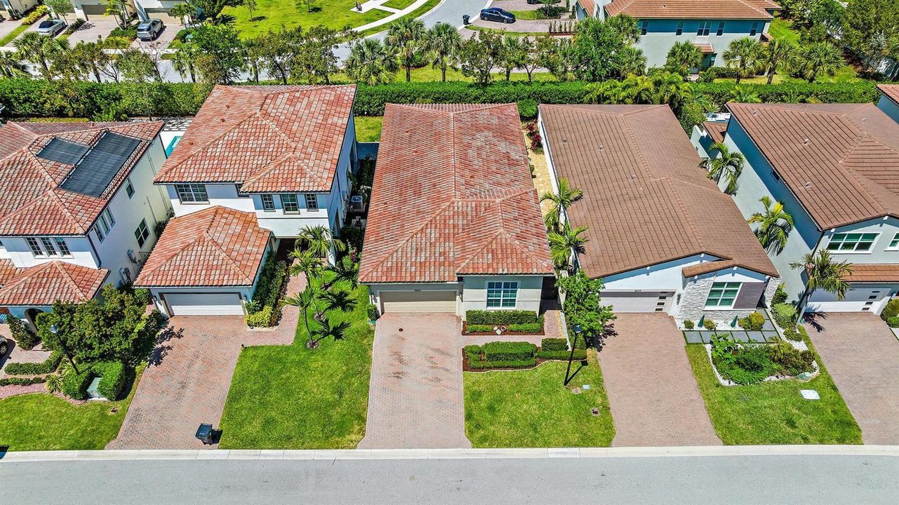 8883 Kingsmoor Way -24