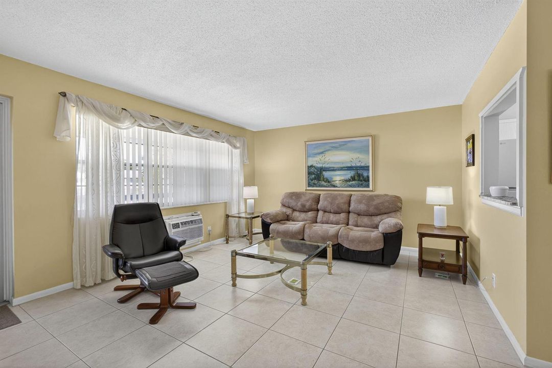 25-web-or-mls-Photo01871