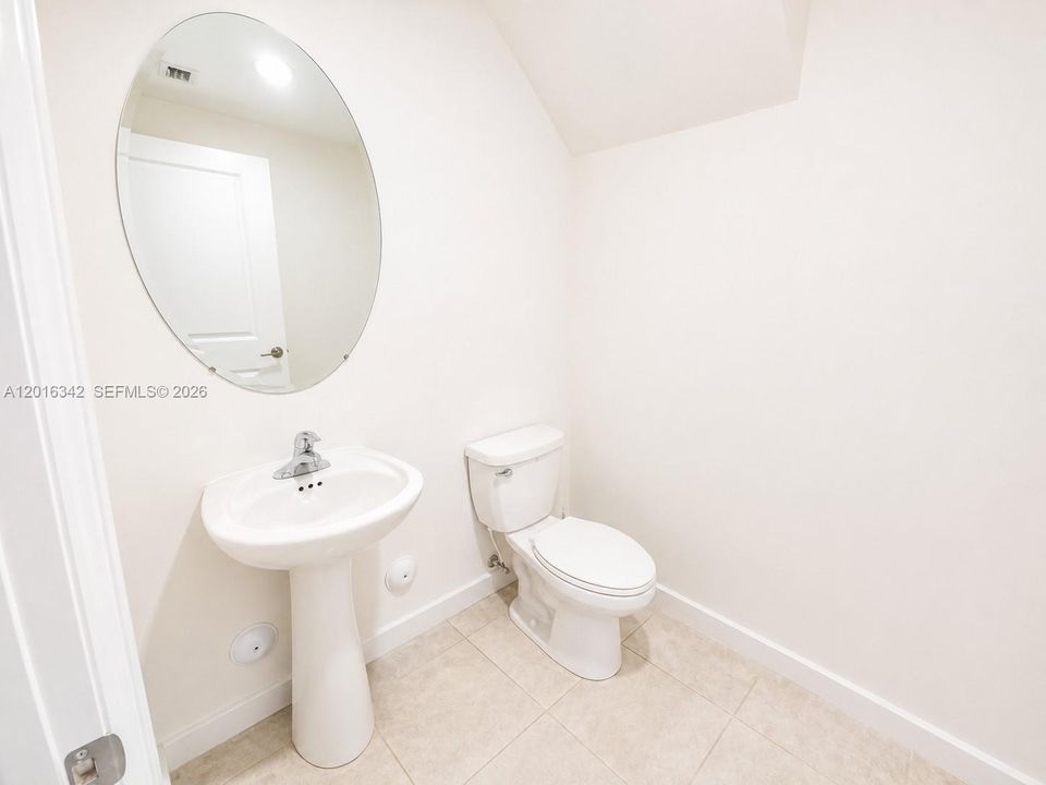 Active With Contract: $2,650 (3 beds, 2 baths, 1695 Square Feet)