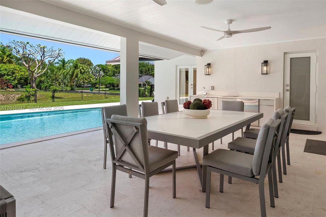 待售: $2,925,000 (5 贝兹, 3 浴室, 4016 平方英尺)