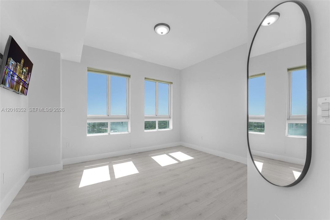 Active With Contract: $450,000 (2 beds, 2 baths, 1155 Square Feet)