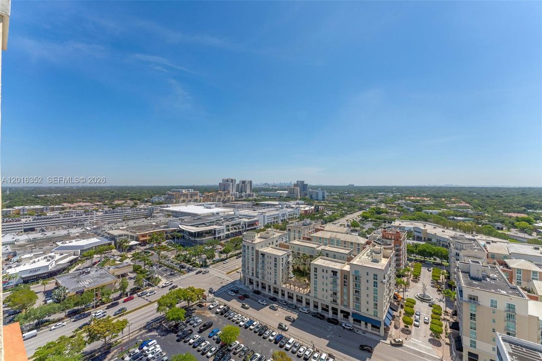 Active With Contract: $450,000 (2 beds, 2 baths, 1155 Square Feet)