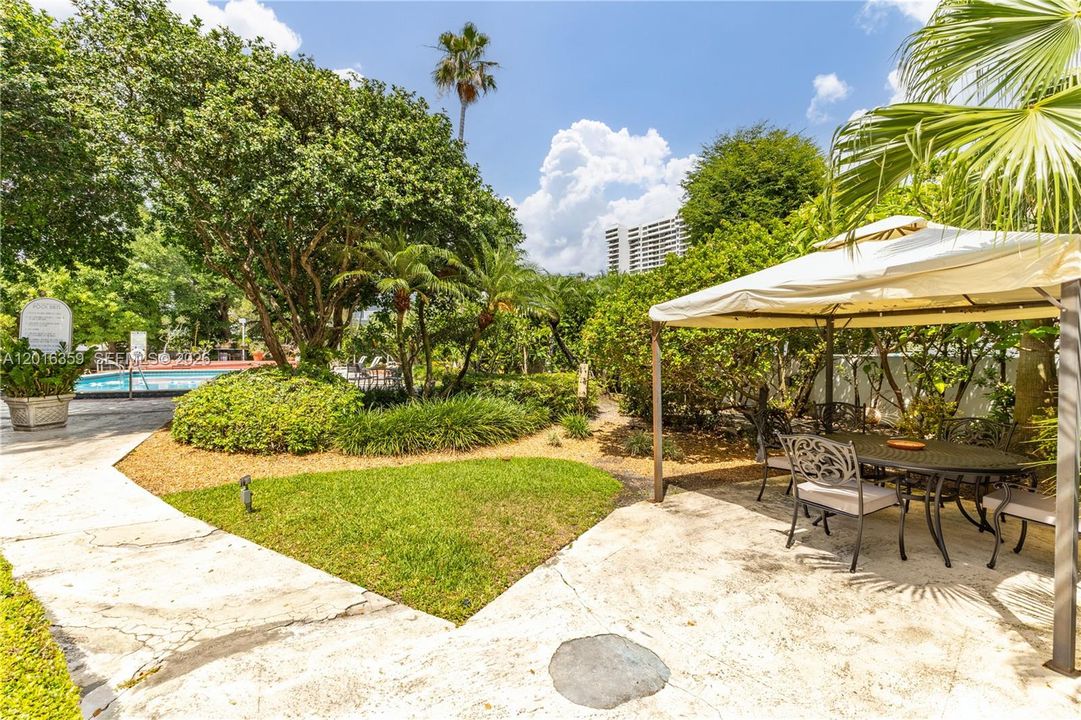 En Venta: $169,000 (0 camas, 1 baños, 250 Pies cuadrados)