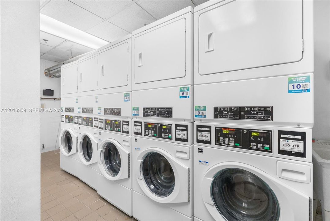 En Venta: $169,000 (0 camas, 1 baños, 250 Pies cuadrados)