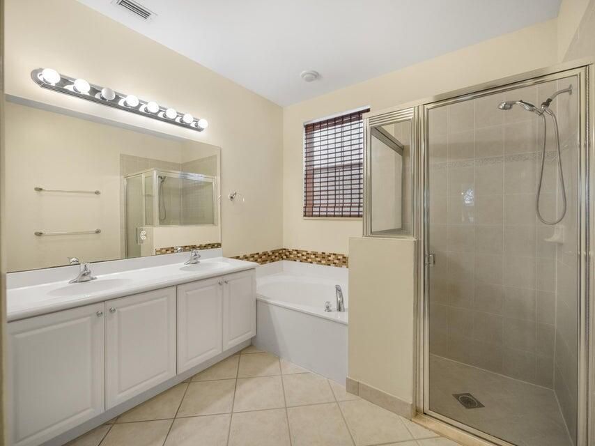 Bath with Shower