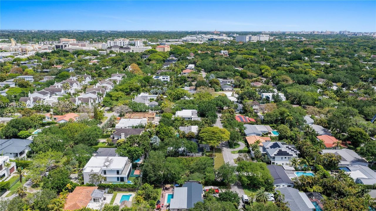 В аренду: $13,500 (4 спален, 3 ванн, 2309 Квадратных фут)