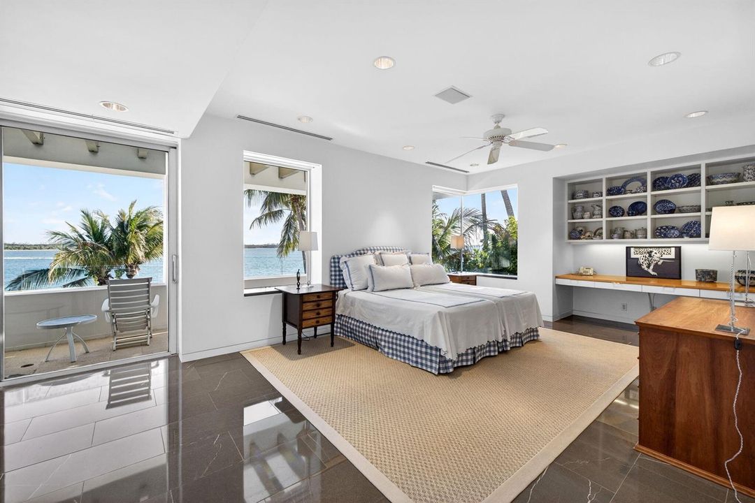 Upper guest room