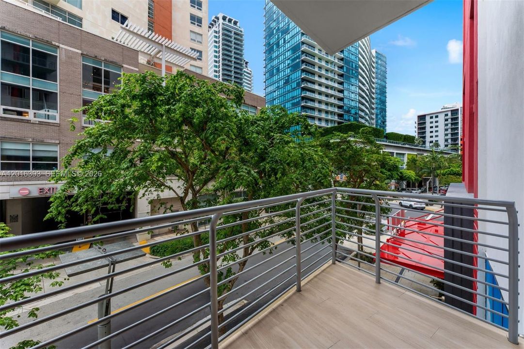 For Sale: $525,000 (0 beds, 1 baths, 462 Square Feet)