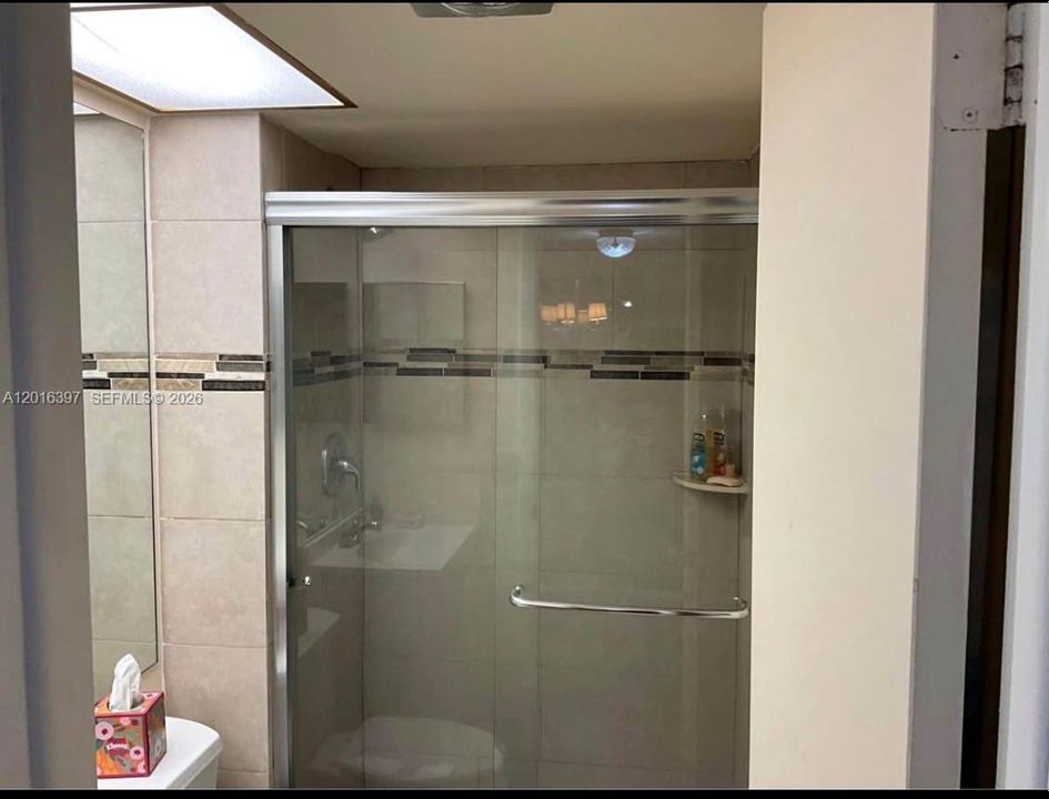 Activo con contrato: $1,850 (2 camas, 2 baños, 920 Pies cuadrados)