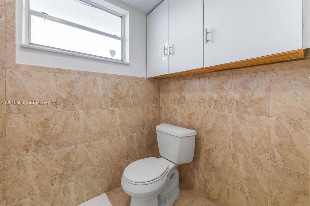 Active With Contract: $235,000 (2 beds, 2 baths, 1178 Square Feet)