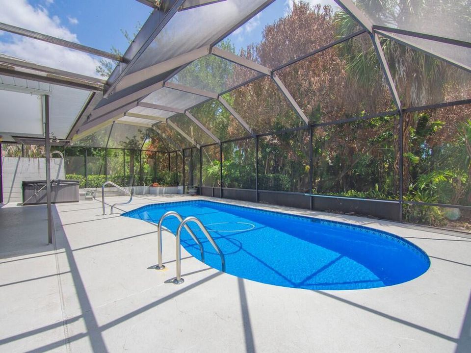POOL VIEW NE