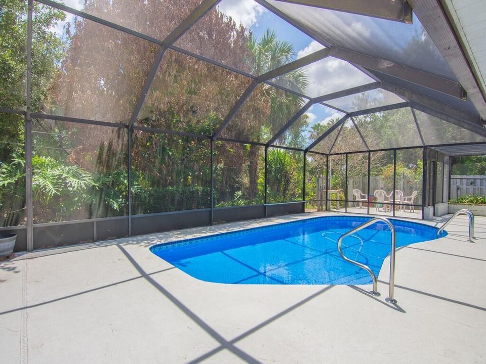 POOL VIEW SE