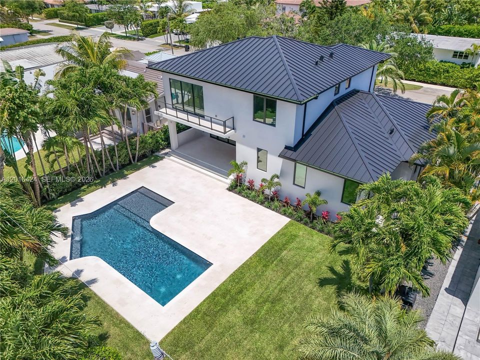 For Sale: $3,500,000 (4 beds, 4 baths, 3168 Square Feet)