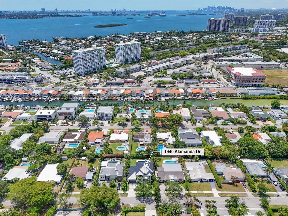 For Sale: $3,500,000 (4 beds, 4 baths, 3168 Square Feet)