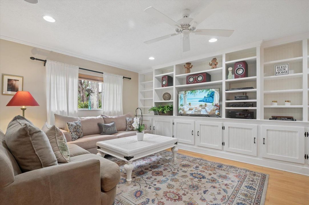 06-Reading-5900 SW 18th St-6