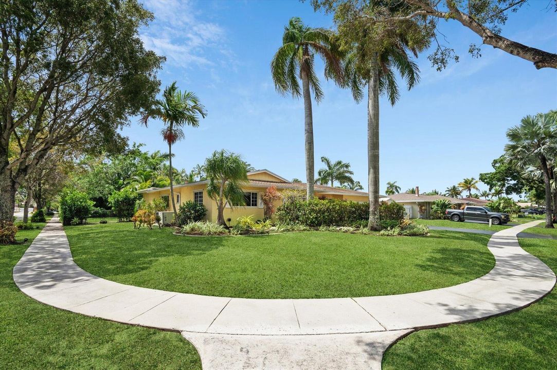 03-Reading-5900 SW 18th St-3