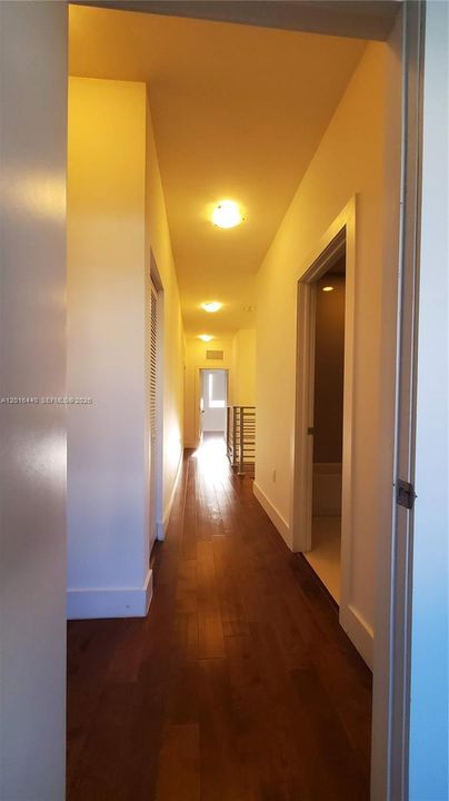 For Sale: $778,000 (4 beds, 3 baths, 2043 Square Feet)