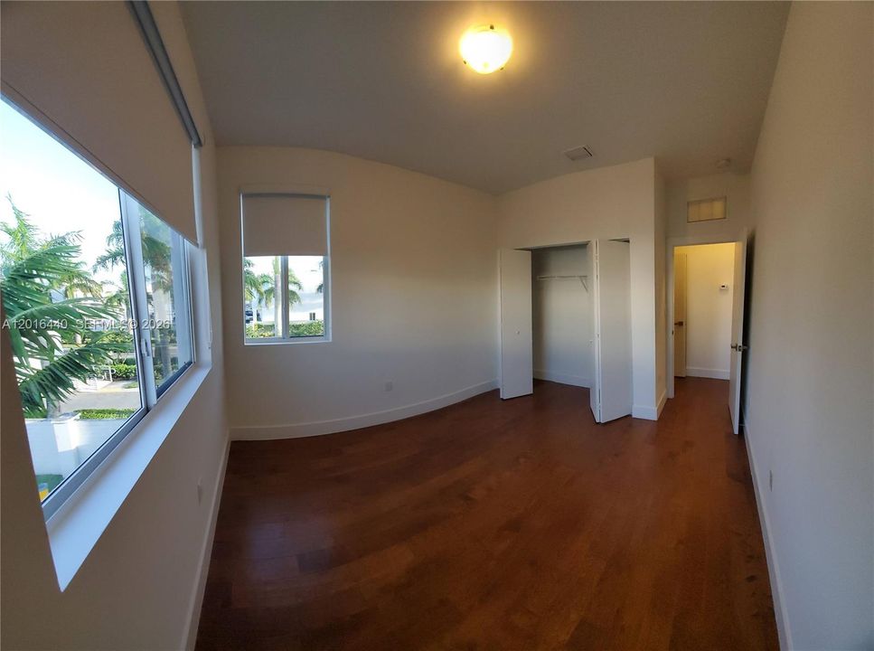 For Sale: $778,000 (4 beds, 3 baths, 2043 Square Feet)