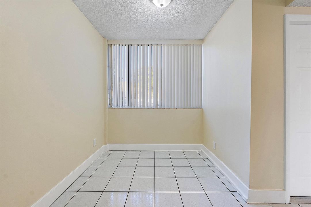 3100 Nw 46th St U102_030 - Dinning3