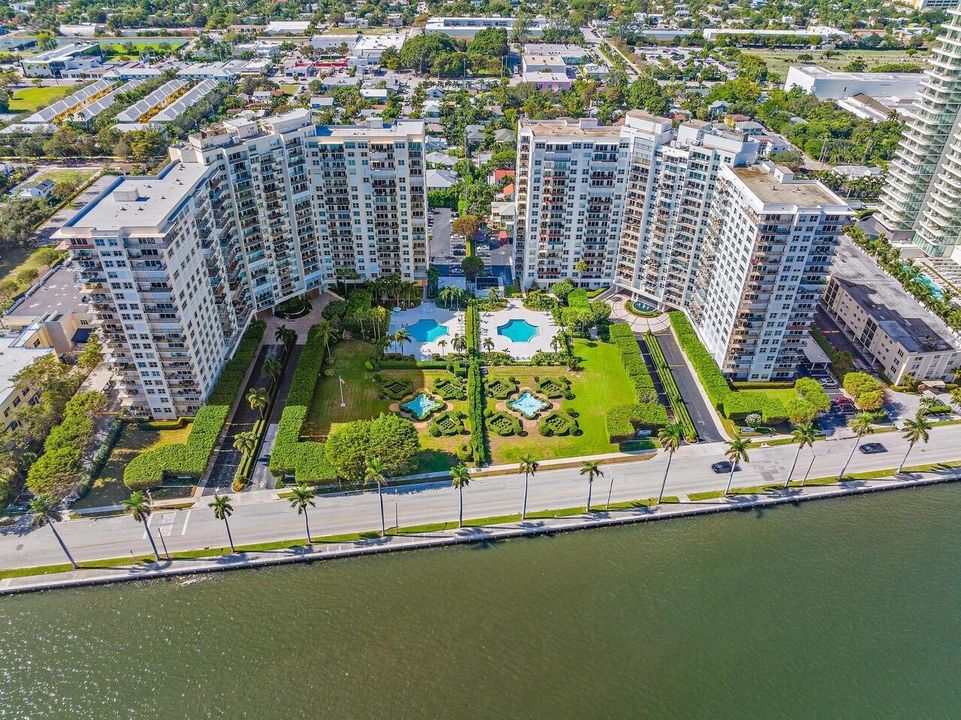 1701 S Flagler Dr Unit 1605 -4