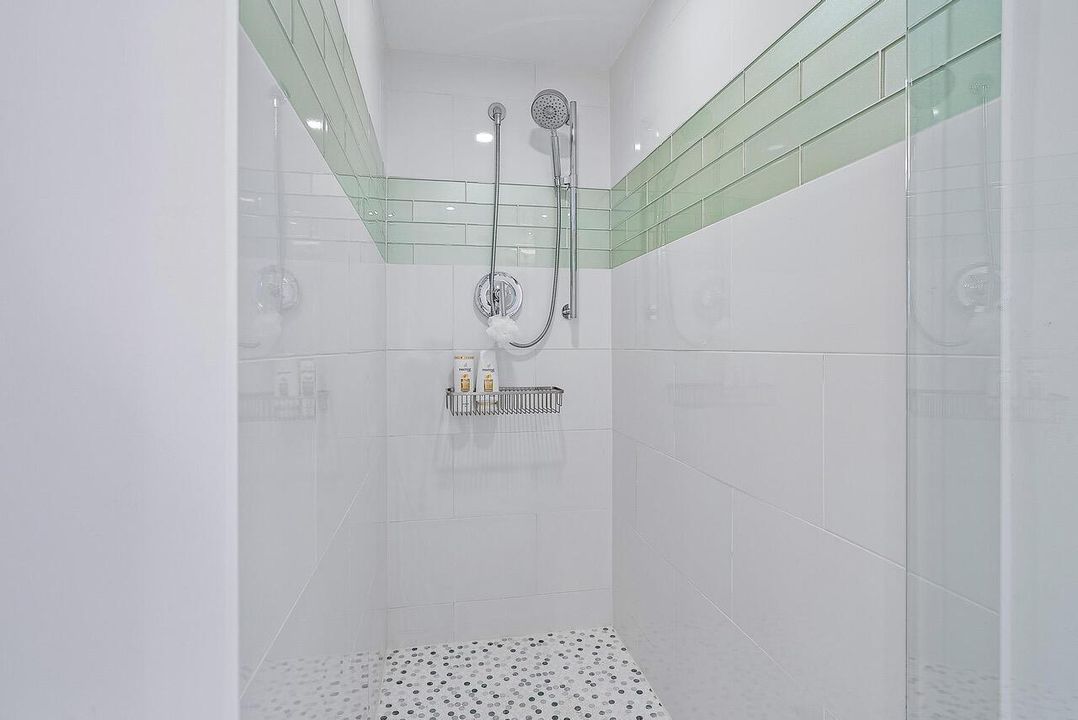 1701 S Flagler Dr Unit 1605 -18