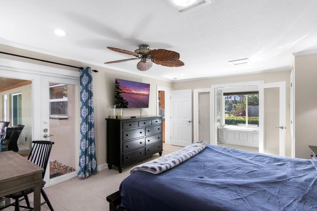 primary suite 3