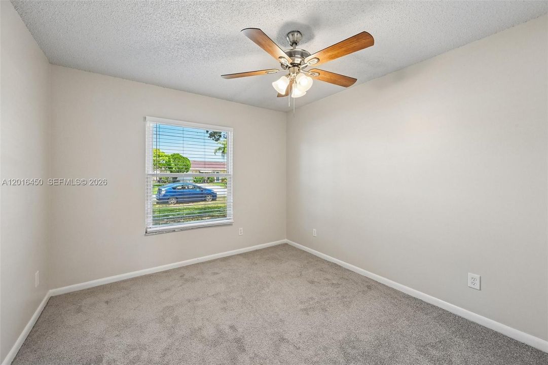 Active With Contract: $389,900 (3 beds, 2 baths, 1858 Square Feet)