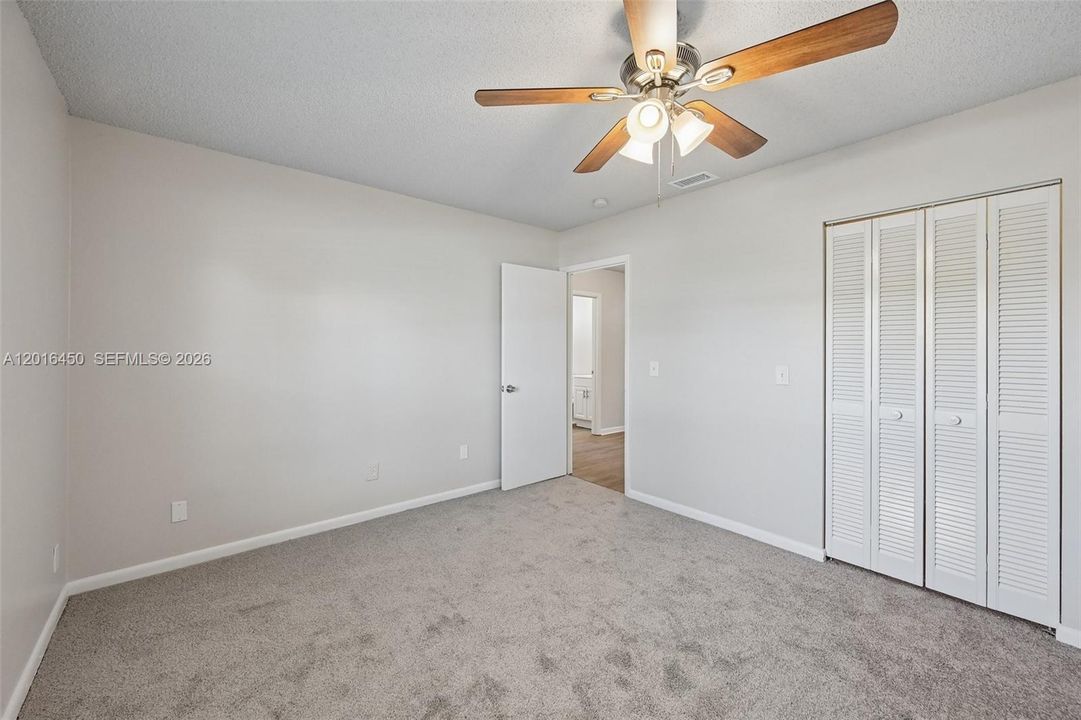 Active With Contract: $389,900 (3 beds, 2 baths, 1858 Square Feet)