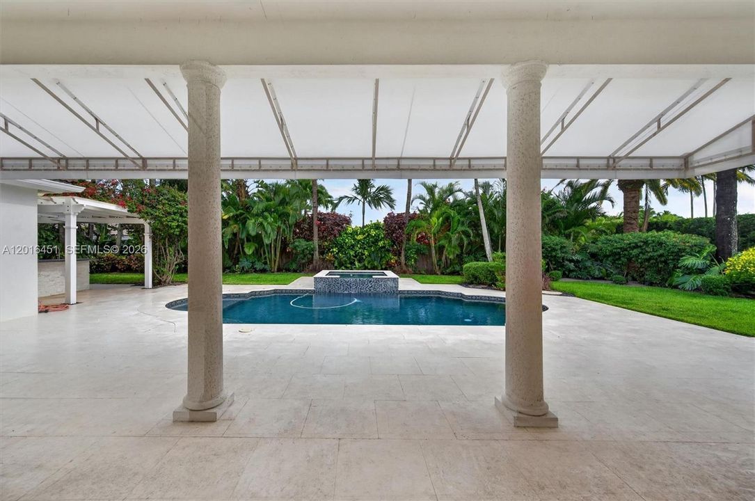 Active With Contract: $1,899,000 (5 beds, 4 baths, 3563 Square Feet)