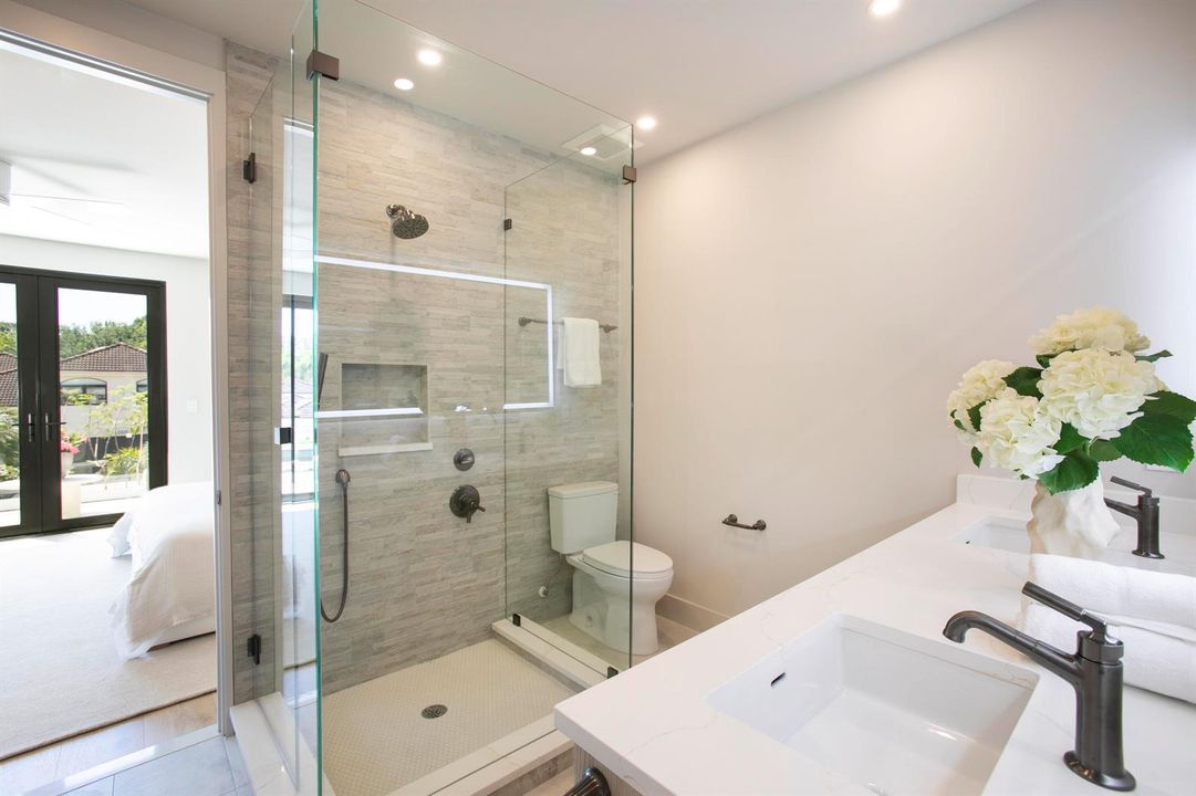JACK/JILL BATH